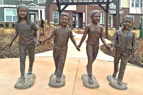 2017 Custom Made Four Bronze Child Sculptures for Backyard Decor