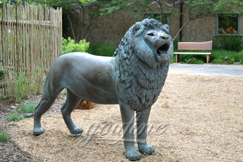 Garden standing Casting Bronze Lion Statues