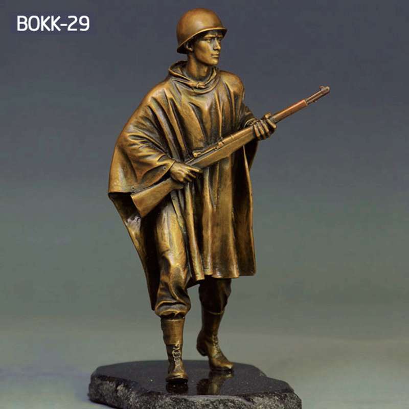 Manufacture of Popular Bronze Solider Sculpture BOKK-29