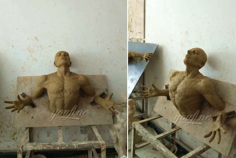 Manufacture of Unique Urban Bronze Climbing Man Sculpture